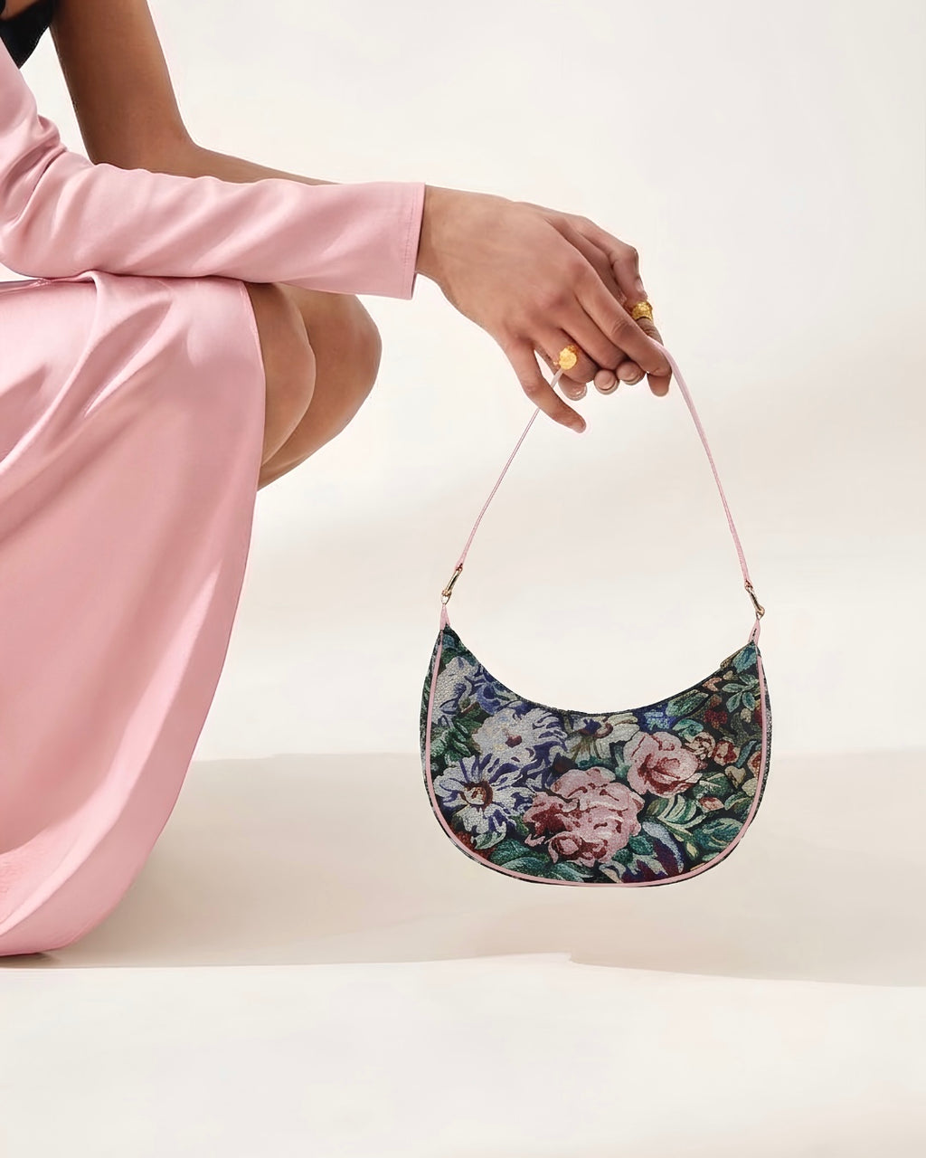 FLORA SHOULDER BAG