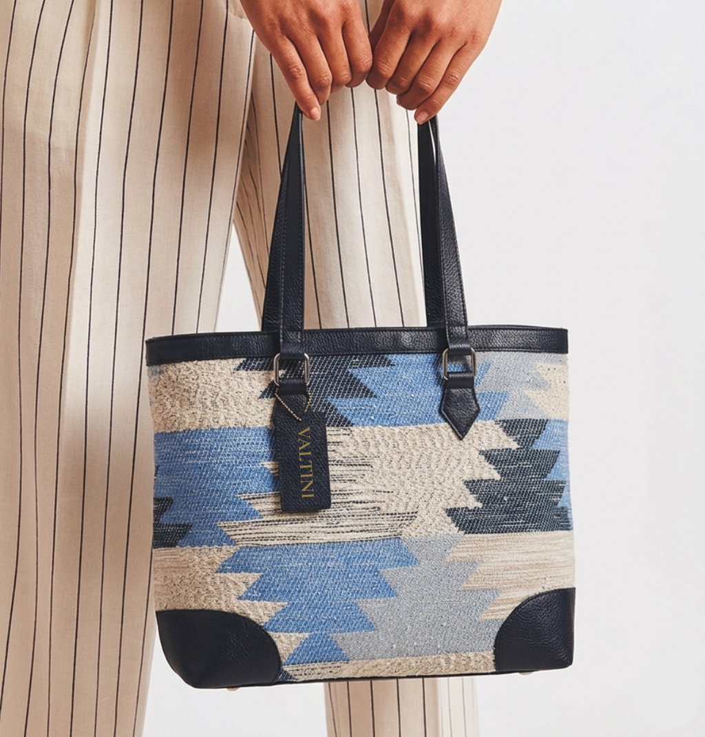 AUTUMN JACQUARD BAG- BLUE